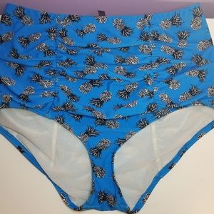 Torrid Size 1 Bikini Swim Bottom